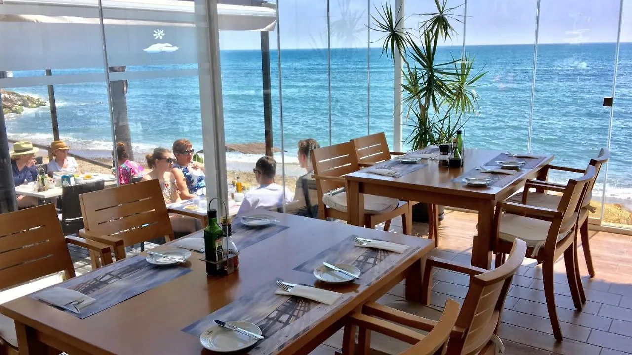 Mijas Costa - Beachside Apartment-C Sitio de Calahonda